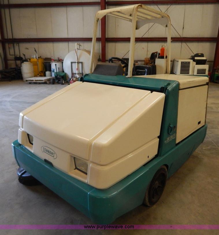 image for item G3288 Tennant 6550 power sweeper