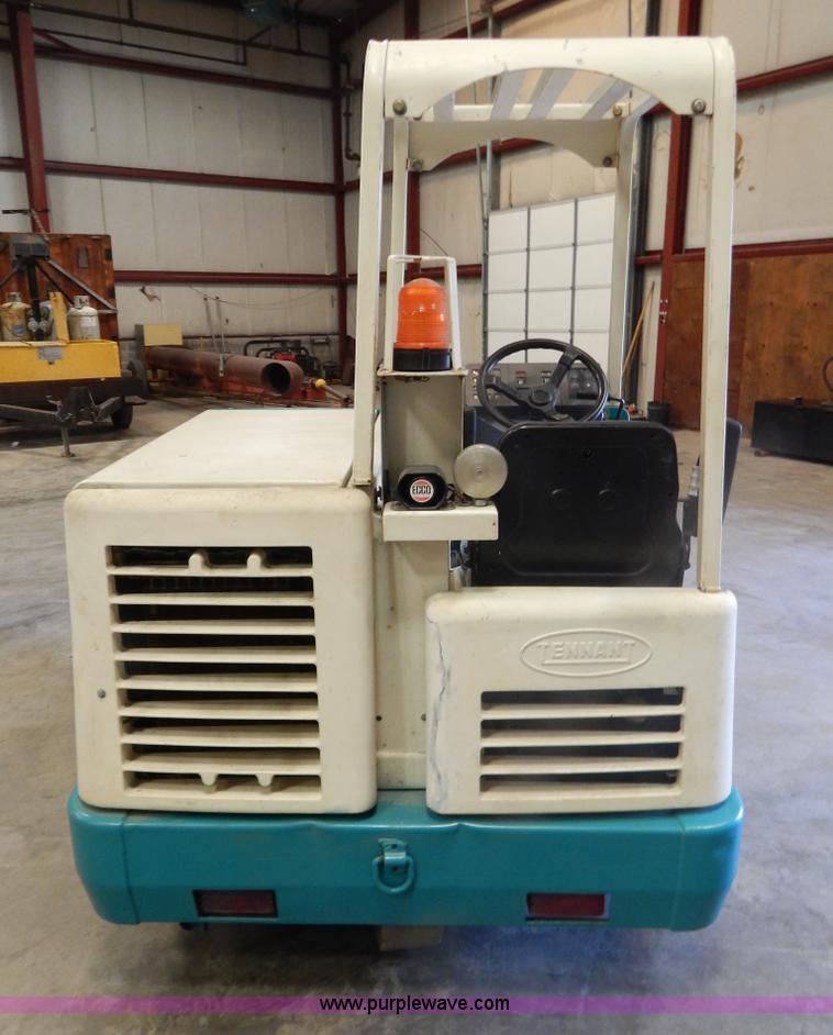 image for item G3288 Tennant 6550 power sweeper