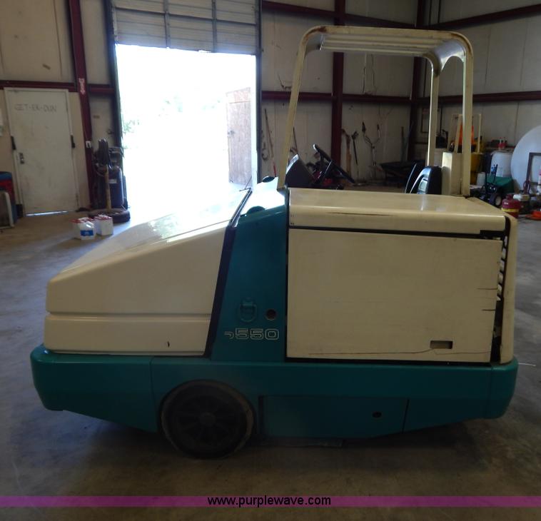 image for item G3288 Tennant 6550 power sweeper
