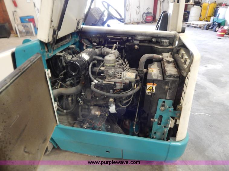 image for item G3288 Tennant 6550 power sweeper