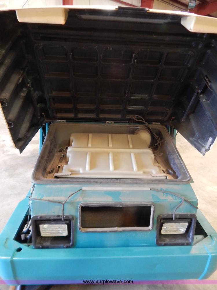 image for item G3288 Tennant 6550 power sweeper