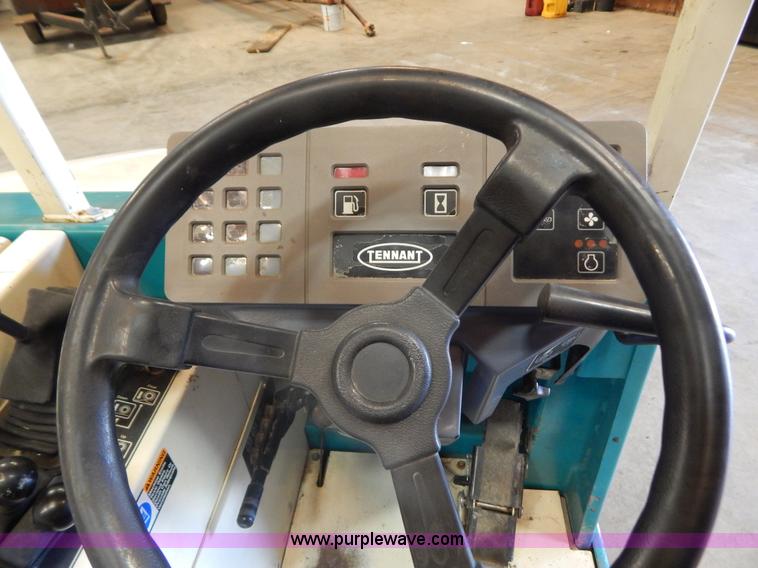 image for item G3288 Tennant 6550 power sweeper