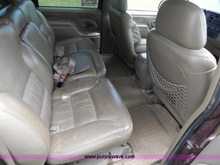image for item G3315 1997 Chevrolet Suburban 1500 SUV