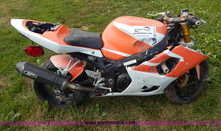 image for item G3317 2004 Suzuki G5X R1000 motorcycle