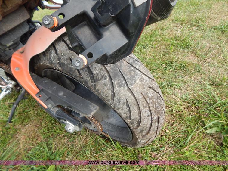 image for item G3317 2004 Suzuki G5X R1000 motorcycle