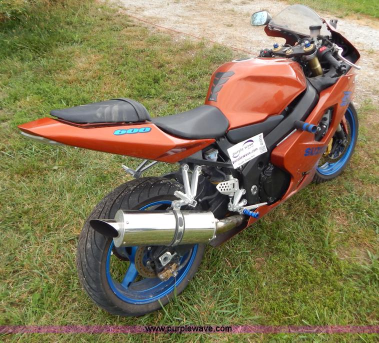 image for item G3319 2005 Suzuki G5X 600 motorcycle