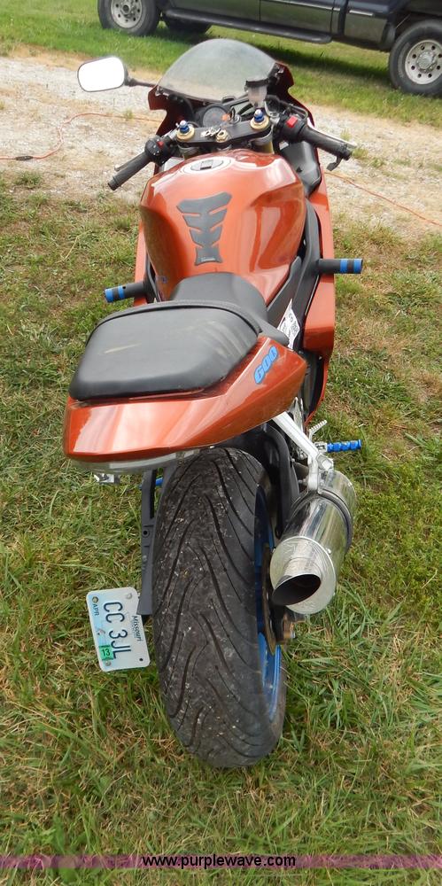 image for item G3319 2005 Suzuki G5X 600 motorcycle