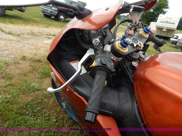 image for item G3319 2005 Suzuki G5X 600 motorcycle