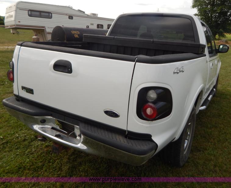 image for item G3320 2001 Ford F150 pickup truck