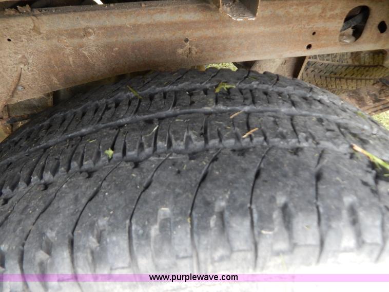 image for item G3320 2001 Ford F150 pickup truck