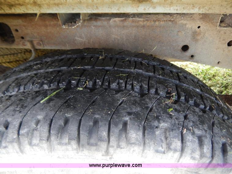 image for item G3320 2001 Ford F150 pickup truck