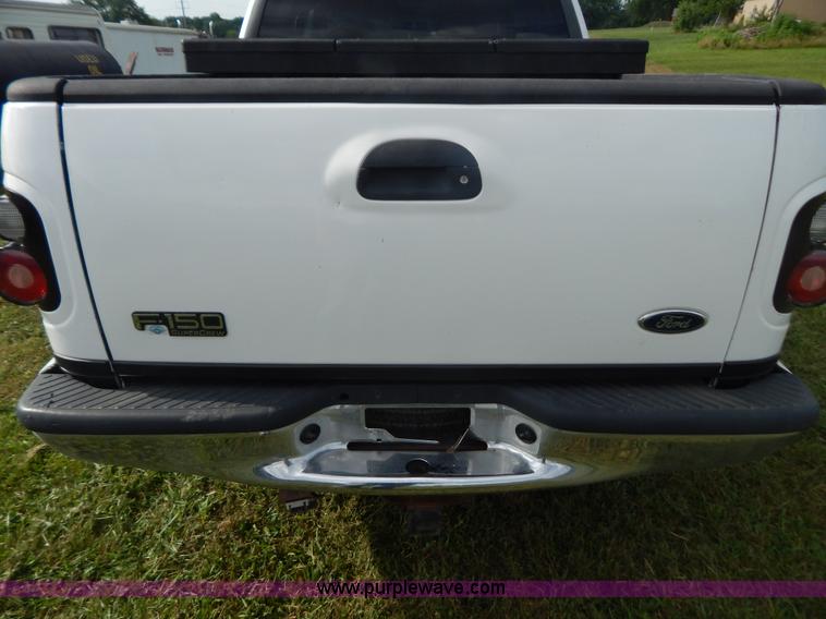 image for item G3320 2001 Ford F150 pickup truck