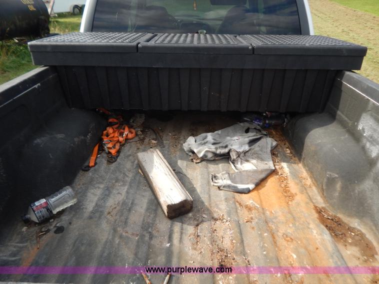 image for item G3320 2001 Ford F150 pickup truck