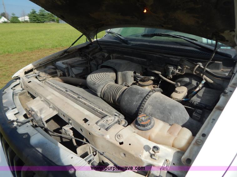 image for item G3320 2001 Ford F150 pickup truck