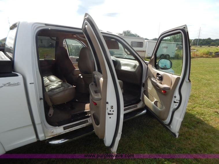 image for item G3320 2001 Ford F150 pickup truck