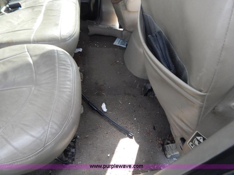 image for item G3320 2001 Ford F150 pickup truck