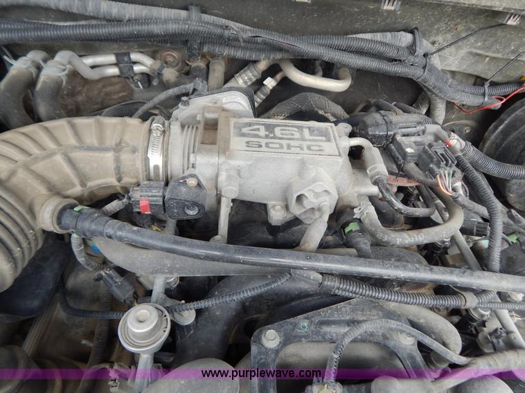 image for item G3321 2004 Ford Explorer XLT SUV