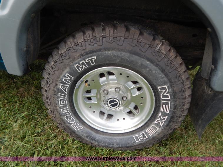 image for item G3322 1993 Ford Ranger STX pickup truck