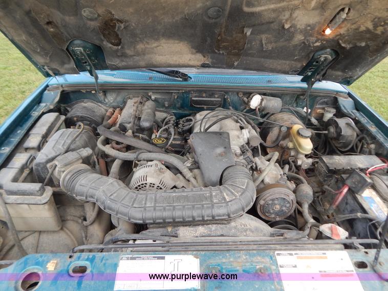 image for item G3322 1993 Ford Ranger STX pickup truck