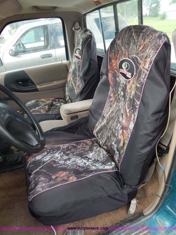 image for item G3322 1993 Ford Ranger STX pickup truck