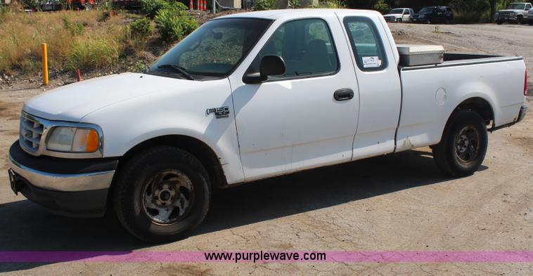 image for item G5204 1999 Ford F150 SuperCab pickup truck
