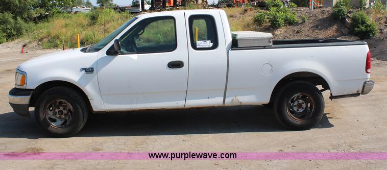 image for item G5204 1999 Ford F150 SuperCab pickup truck
