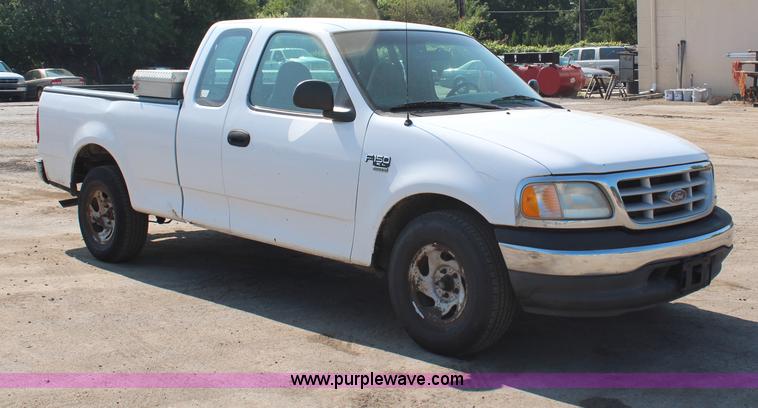 image for item G5204 1999 Ford F150 SuperCab pickup truck