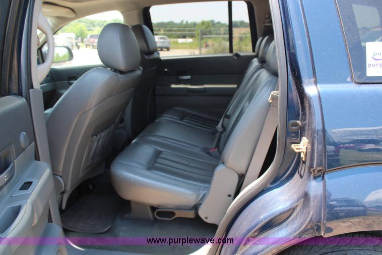 image for item G5486 2005 Dodge Durango Limited SUV
