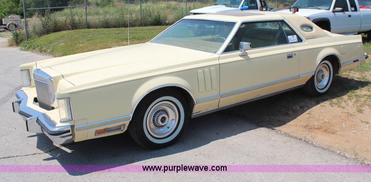 image for item G5497 1977 Lincoln Continental Mark V