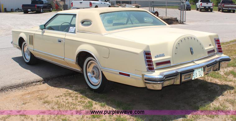 image for item G5497 1977 Lincoln Continental Mark V