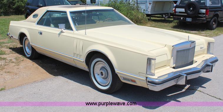 image for item G5497 1977 Lincoln Continental Mark V