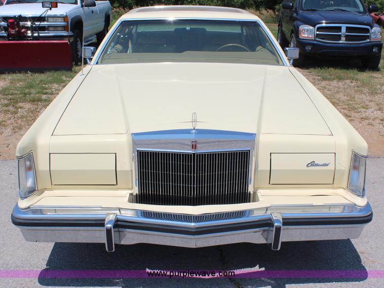image for item G5497 1977 Lincoln Continental Mark V