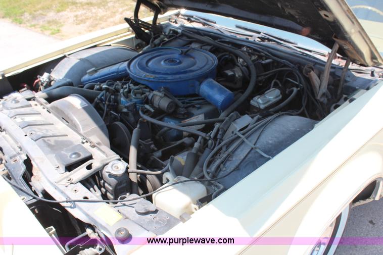 image for item G5497 1977 Lincoln Continental Mark V