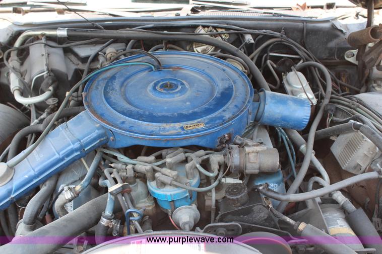 image for item G5497 1977 Lincoln Continental Mark V