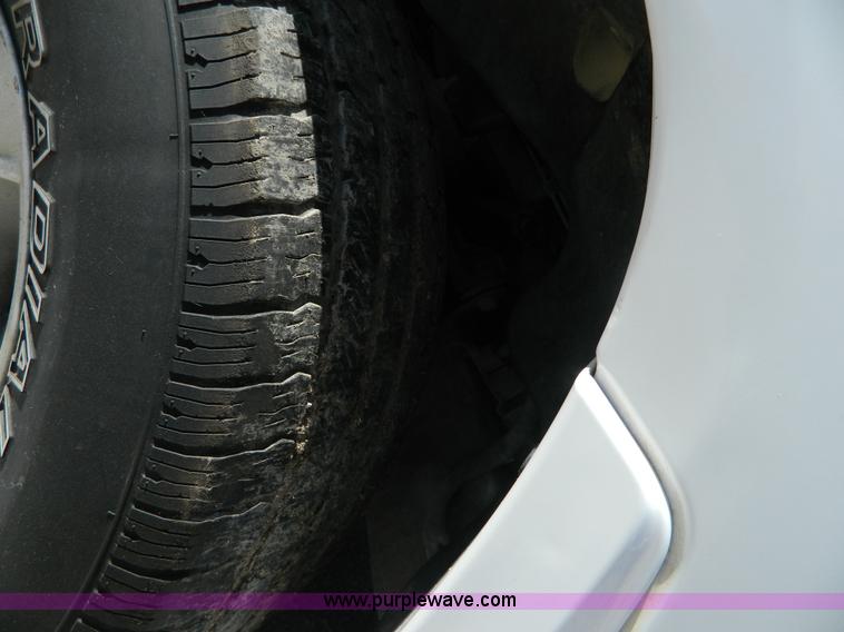 image for item G7887 2005 Dodge Dakota SLT pickup truck