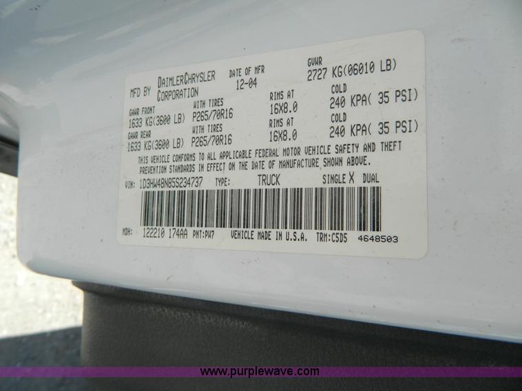 image for item G7887 2005 Dodge Dakota SLT pickup truck