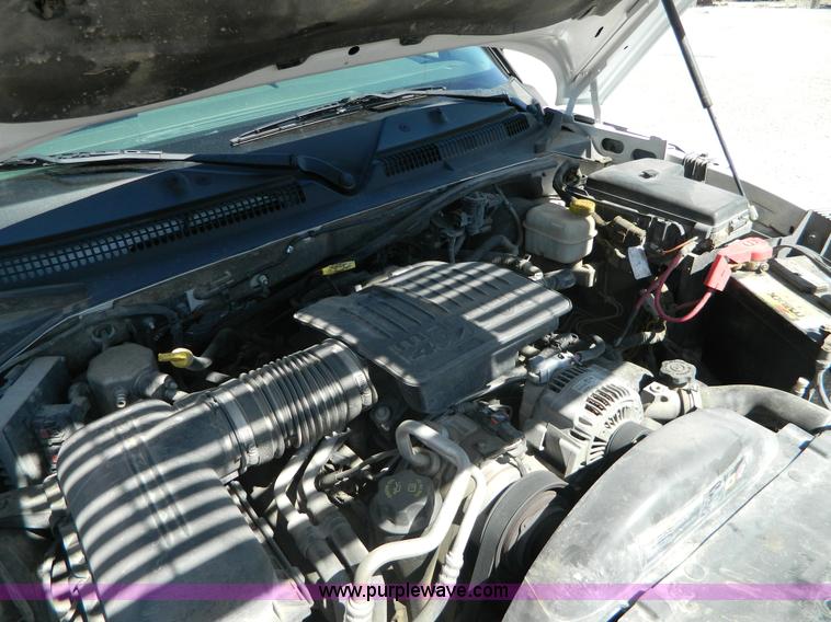 image for item G7887 2005 Dodge Dakota SLT pickup truck