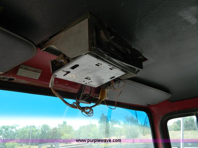 image for item G7936 1989 Ford LNT8000 dump truck