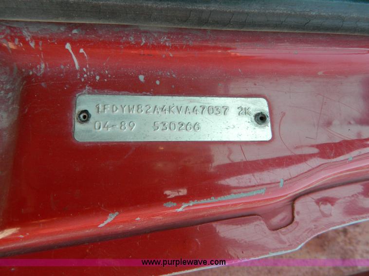 image for item G7936 1989 Ford LNT8000 dump truck