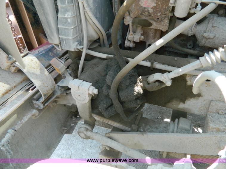 image for item G7936 1989 Ford LNT8000 dump truck