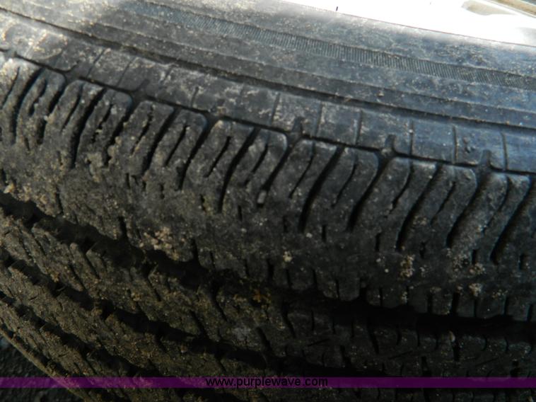 image for item G7941 2000 Cadillac DeVille