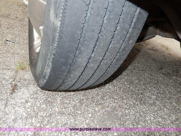 image for item H3014 1996 Chevrolet Cheyenne 3500 pickup truck