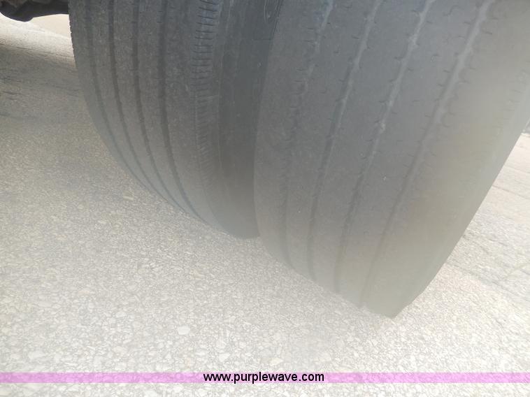 image for item H3014 1996 Chevrolet Cheyenne 3500 pickup truck