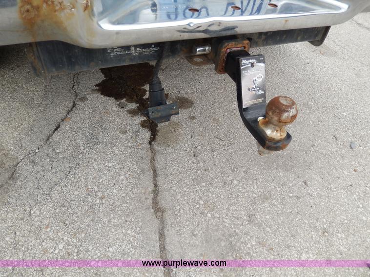 image for item H3014 1996 Chevrolet Cheyenne 3500 pickup truck