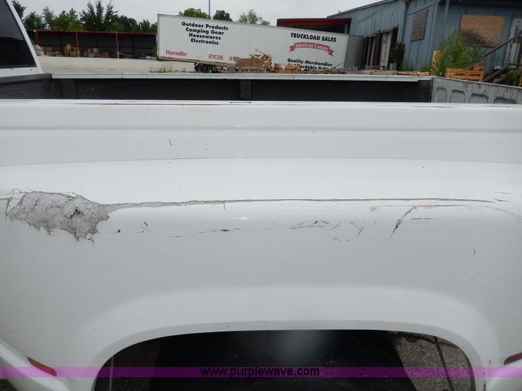 image for item H3014 1996 Chevrolet Cheyenne 3500 pickup truck