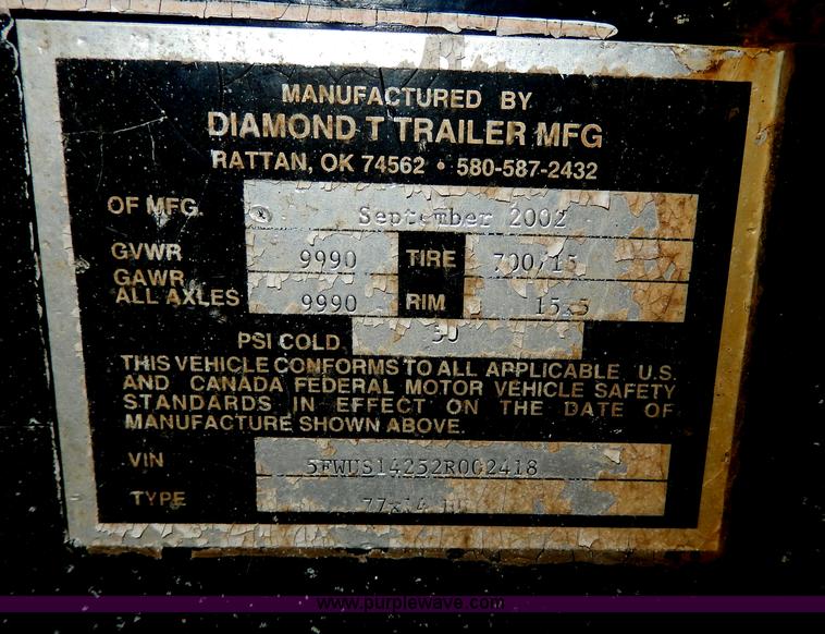 image for item H3015 2002 Diamond T trailer