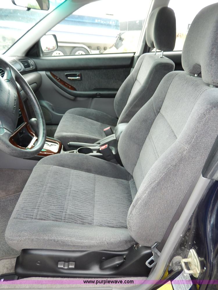 image for item H3019 2002 Subaru Outback