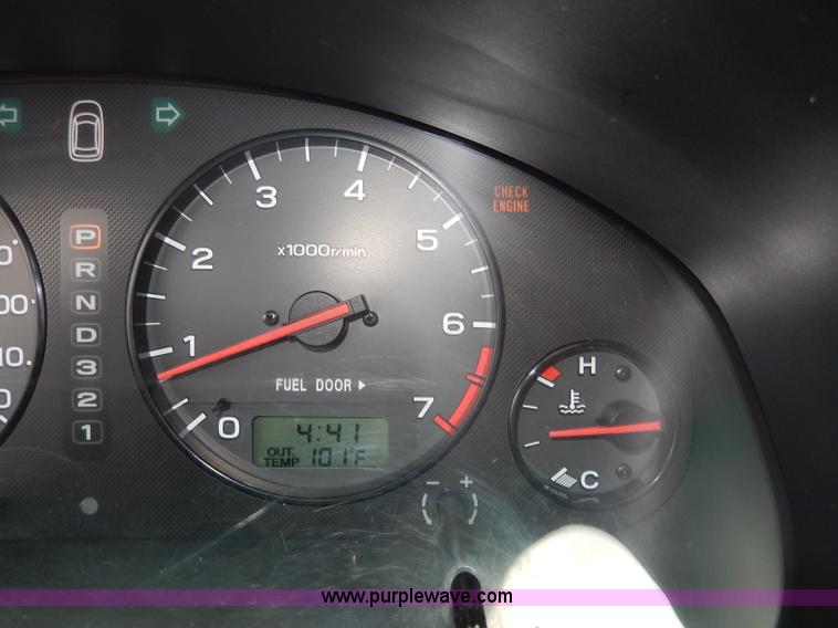 image for item H3019 2002 Subaru Outback