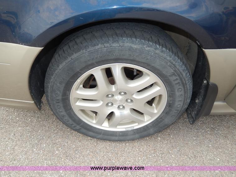 image for item H3019 2002 Subaru Outback