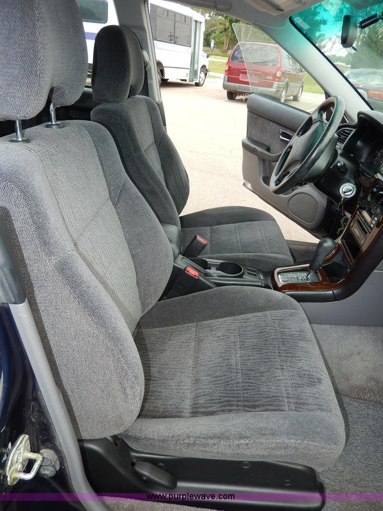 image for item H3019 2002 Subaru Outback